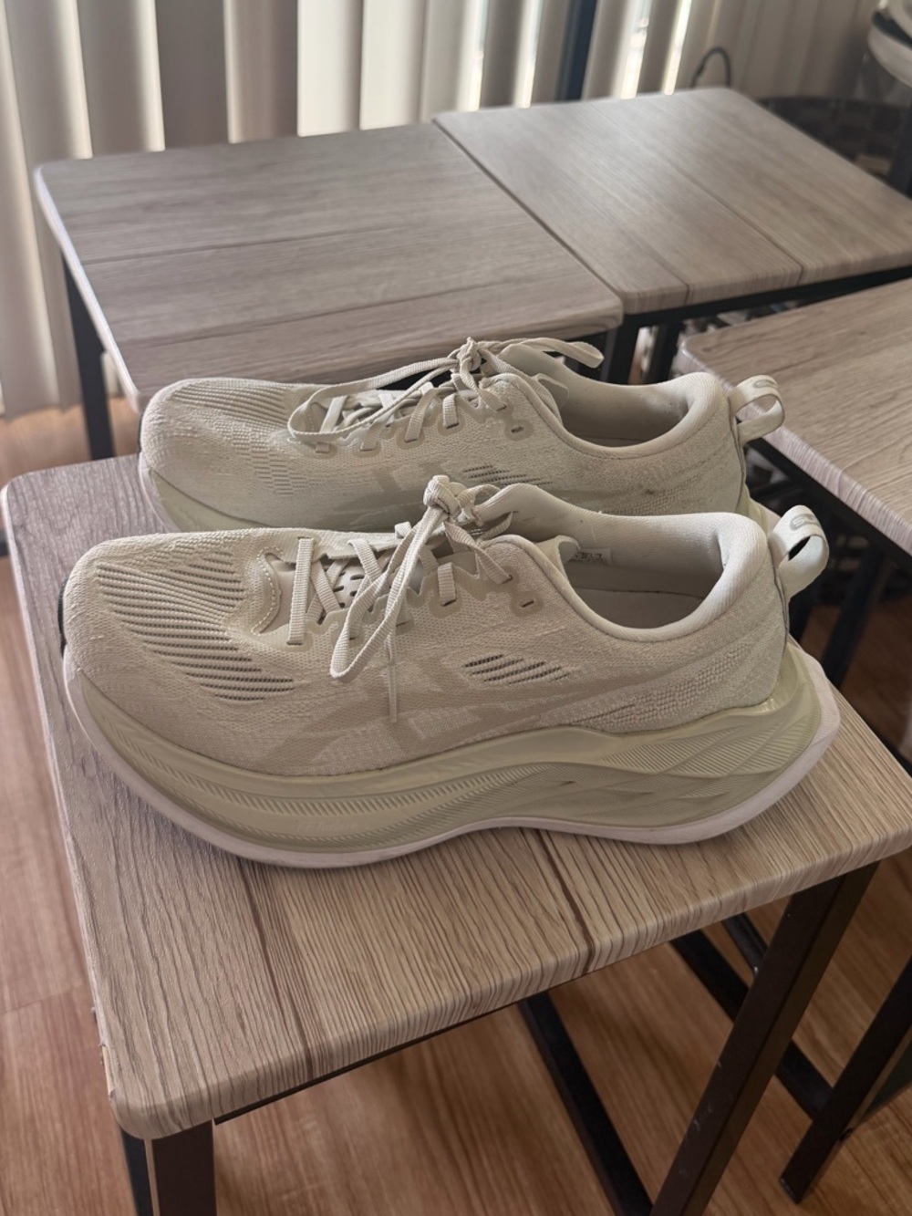 ASICS Superblast 2 Size 7W